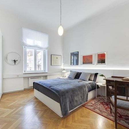 City Center Apartment With Parking Λιουμπλιάνα Εξωτερικό φωτογραφία